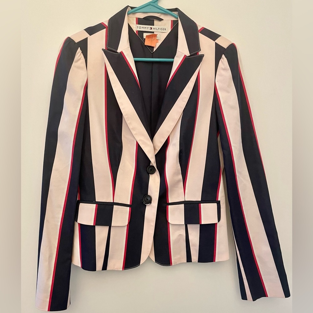 Striped navy and pink blazer.